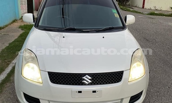 Acheter Occasion Voiture Suzuki Swift Blanc à Lucea, Hanover Acheter Occasion Voiture Suzuki Swift Blanc à Lucea, Hanover