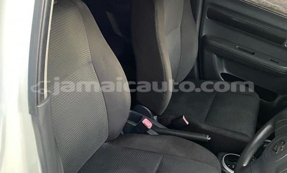 Acheter Occasion Voiture Suzuki Swift Blanc à Lucea, Hanover Acheter Occasion Voiture Suzuki Swift Blanc à Lucea, Hanover