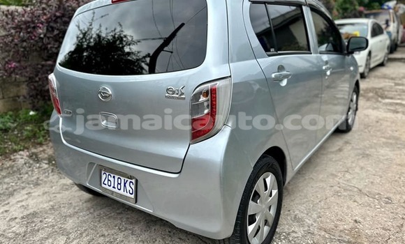 Buy Used Daihatsu Mira Other Car in Lucea in Hanover Buy Used Daihatsu Mira Other Car in Lucea in Hanover
