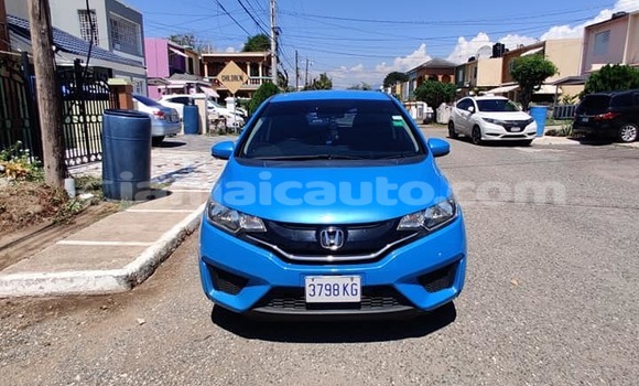 Buy Used Honda FIT Blue Car in May Pen in Clarendon Buy Used Honda FIT Blue Car in May Pen in Clarendon