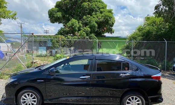 Buy Used Honda Grace Black Car in Lucea in Hanover Buy Used Honda Grace Black Car in Lucea in Hanover