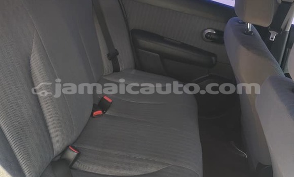 Acheter Occasion Voiture Nissan Tiida Blanc à Kingston, Kingston Acheter Occasion Voiture Nissan Tiida Blanc à Kingston, Kingston