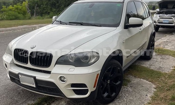 Buy Used BMW X5 White Car in Port Antonio in Portland