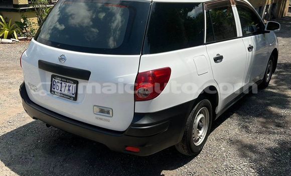 Buy Used Nissan AD White Car in May Pen in Clarendon Buy Used Nissan AD White Car in May Pen in Clarendon