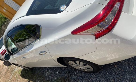 Buy Used Nissan Sylphy White Car in Port Antonio in Portland Buy Used Nissan Sylphy White Car in Port Antonio in Portland