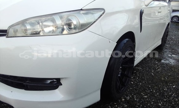 Buy Used Toyota Wish White Car in May Pen in Clarendon Buy Used Toyota Wish White Car in May Pen in Clarendon