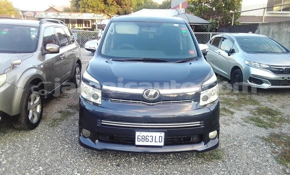 Buy Used Toyota Voxy Black Car in Mandeville in Manchester Buy Used Toyota Voxy Black Car in Mandeville in Manchester