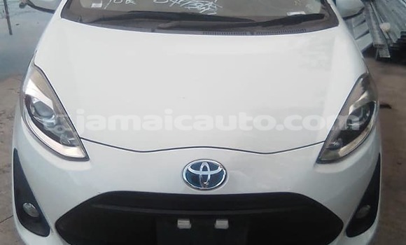 Buy Used Toyota Aqua Other Car in Import - Dubai in Clarendon Buy Used Toyota Aqua Other Car in Import - Dubai in Clarendon