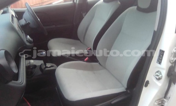 Buy Used Toyota Aqua Other Car in Import - Dubai in Clarendon Buy Used Toyota Aqua Other Car in Import - Dubai in Clarendon