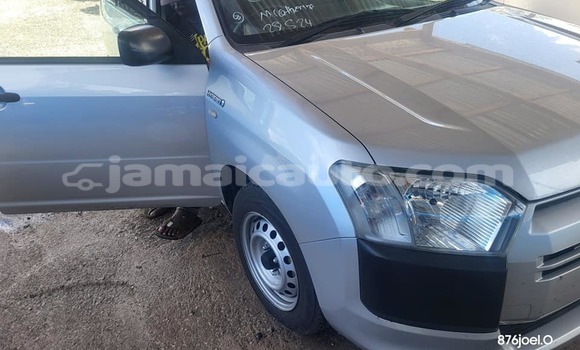 Buy Used Toyota Probox Other Car in May Pen in Clarendon