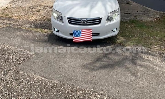 Buy Used Toyota Axio White Car in Savanna la Mar in Westmoreland Buy Used Toyota Axio White Car in Savanna la Mar in Westmoreland