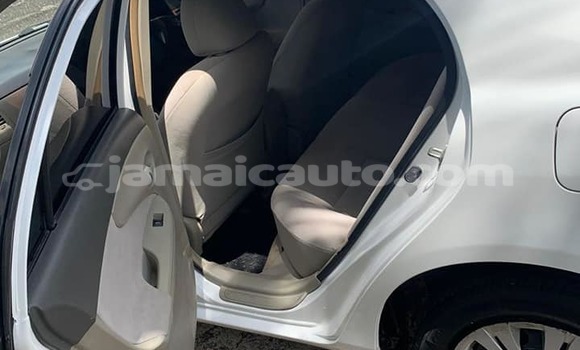 Buy Used Toyota Axio White Car in Savanna la Mar in Westmoreland Buy Used Toyota Axio White Car in Savanna la Mar in Westmoreland