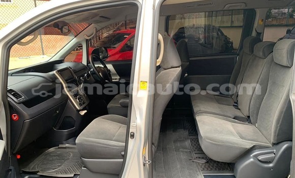 Buy Used Toyota Noah Other Car in May Pen in Clarendon Buy Used Toyota Noah Other Car in May Pen in Clarendon