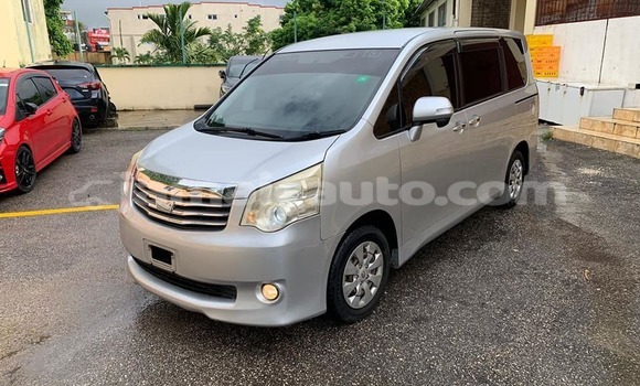 Buy Used Toyota Noah Other Car in May Pen in Clarendon Buy Used Toyota Noah Other Car in May Pen in Clarendon