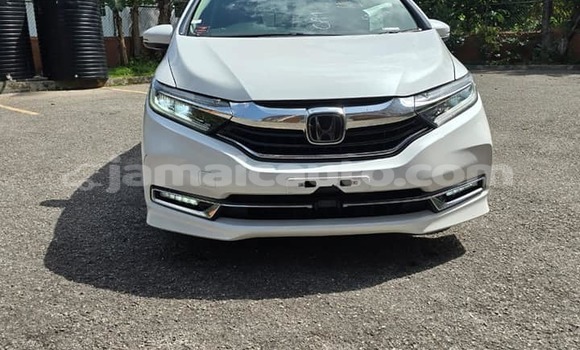 Buy Used Honda Shuttle White Car in Kingston in Kingston Buy Used Honda Shuttle White Car in Kingston in Kingston