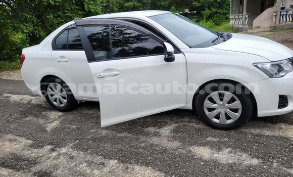 Buy Used Toyota Axio White Car in Lucea in Hanover Buy Used Toyota Axio White Car in Lucea in Hanover