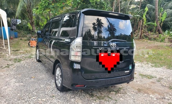 Buy Used Toyota Voxy Black Car in May Pen in Clarendon Buy Used Toyota Voxy Black Car in May Pen in Clarendon