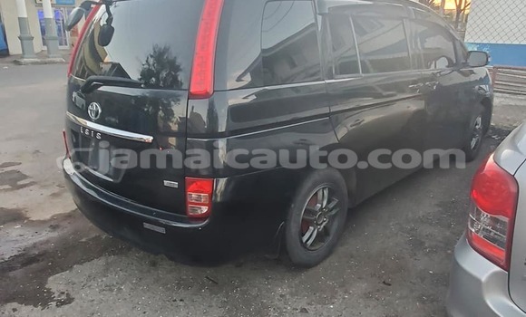 Buy Used Toyota ISis Black Car in Lucea in Hanover