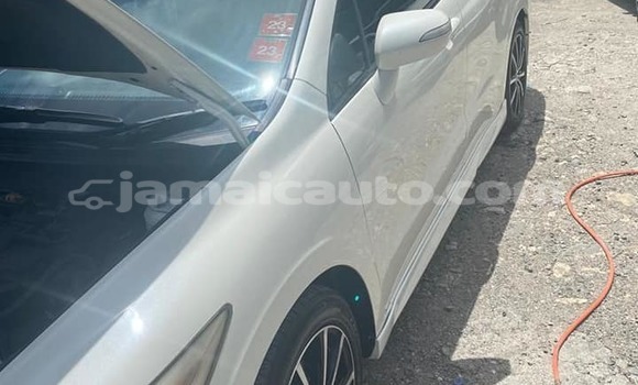 Buy Used Honda Stream White Car in Mandeville in Manchester Buy Used Honda Stream White Car in Mandeville in Manchester