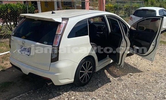 Buy Used Honda Stream White Car in Mandeville in Manchester Buy Used Honda Stream White Car in Mandeville in Manchester