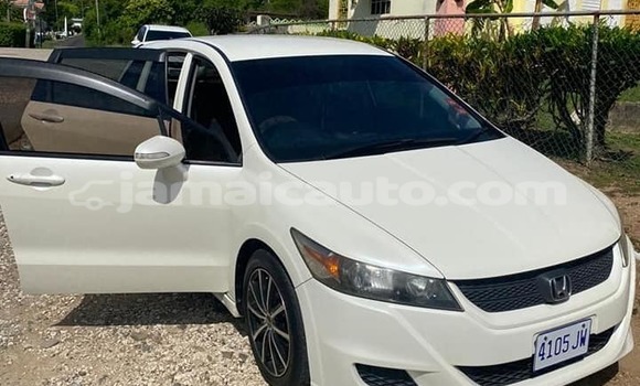 Buy Used Honda Stream White Car in Mandeville in Manchester Buy Used Honda Stream White Car in Mandeville in Manchester