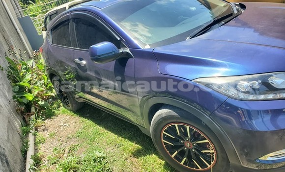 Buy Used Honda Vezel Blue Car in Mandeville in Manchester