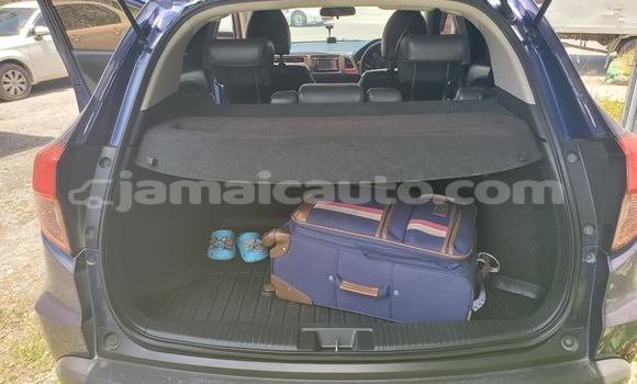 Buy Used Honda Vezel Blue Car in Mandeville in Manchester Buy Used Honda Vezel Blue Car in Mandeville in Manchester