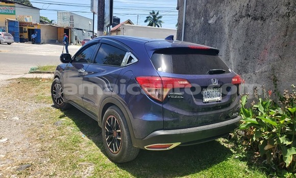 Buy Used Honda Vezel Blue Car in Mandeville in Manchester Buy Used Honda Vezel Blue Car in Mandeville in Manchester