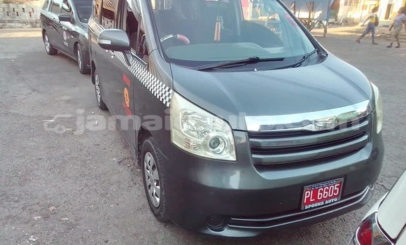 Buy Used Toyota Noah Other Car in Lucea in Hanover Buy Used Toyota Noah Other Car in Lucea in Hanover
