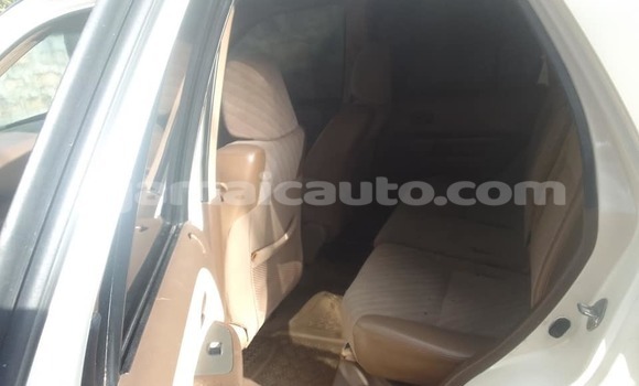 Buy Used Honda CR–V White Car in Import - Dubai in Clarendon Buy Used Honda CR–V White Car in Import - Dubai in Clarendon