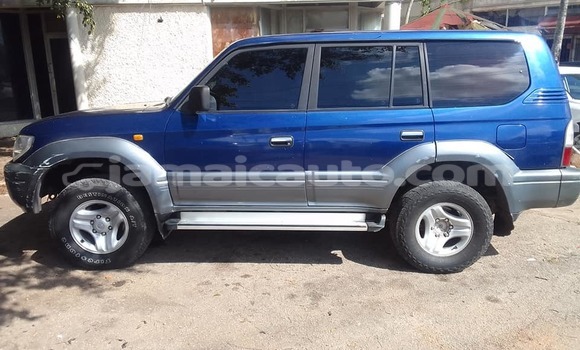 Buy Used Toyota Prado Blue Car in May Pen in Clarendon Buy Used Toyota Prado Blue Car in May Pen in Clarendon