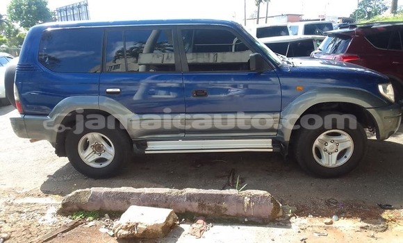 Buy Used Toyota Prado Blue Car in May Pen in Clarendon Buy Used Toyota Prado Blue Car in May Pen in Clarendon