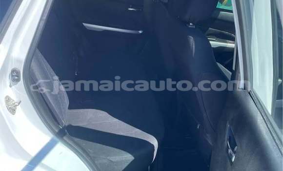 Buy Used Suzuki Vitara White Car in Kingston in Kingston Buy Used Suzuki Vitara White Car in Kingston in Kingston