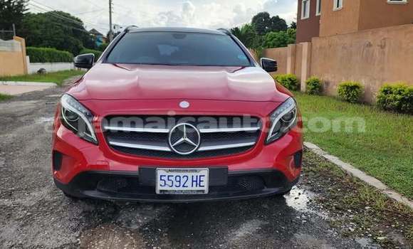 Buy Used Mercedes-Benz GLA-klasse Red Car in May Pen in Clarendon Buy Used Mercedes-Benz GLA-klasse Red Car in May Pen in Clarendon
