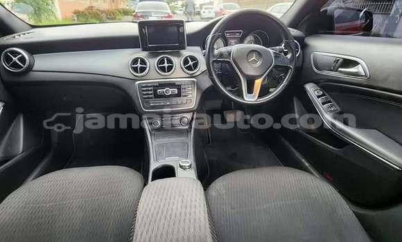 Acheter Occasion Voiture Mercedes-Benz GLA-klasse Rouge à May Pen, Clarendon Acheter Occasion Voiture Mercedes-Benz GLA-klasse Rouge à May Pen, Clarendon