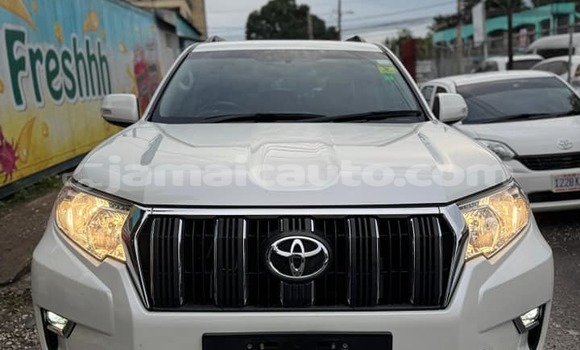 Buy Used Toyota Prado White Car in Mandeville in Manchester Buy Used Toyota Prado White Car in Mandeville in Manchester
