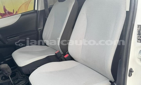 Buy Used Toyota Vitz White Car in Mandeville in Manchester Buy Used Toyota Vitz White Car in Mandeville in Manchester