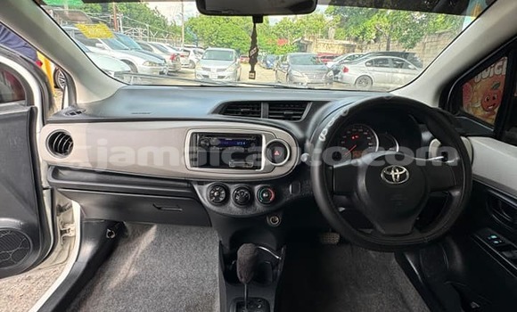 Buy Used Toyota Vitz White Car in Mandeville in Manchester Buy Used Toyota Vitz White Car in Mandeville in Manchester