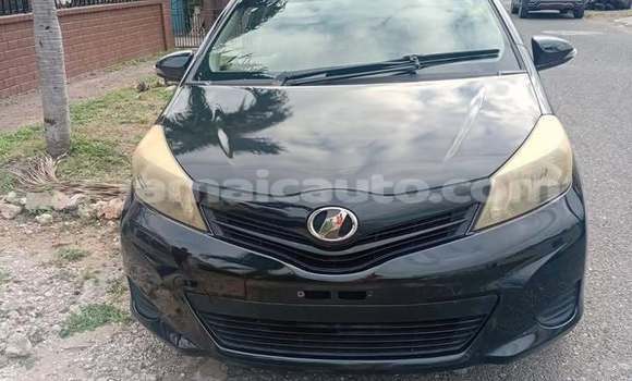 Buy Used Toyota Vitz Black Car in Mandeville in Manchester Buy Used Toyota Vitz Black Car in Mandeville in Manchester