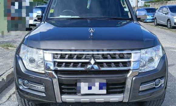 Buy Used Mitsubishi Pajero Black Car in May Pen in Clarendon Buy Used Mitsubishi Pajero Black Car in May Pen in Clarendon