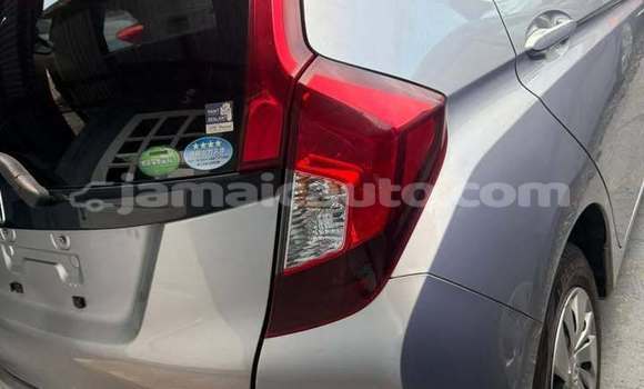 Buy Used Honda FIT Other Car in Mandeville in Manchester Buy Used Honda FIT Other Car in Mandeville in Manchester