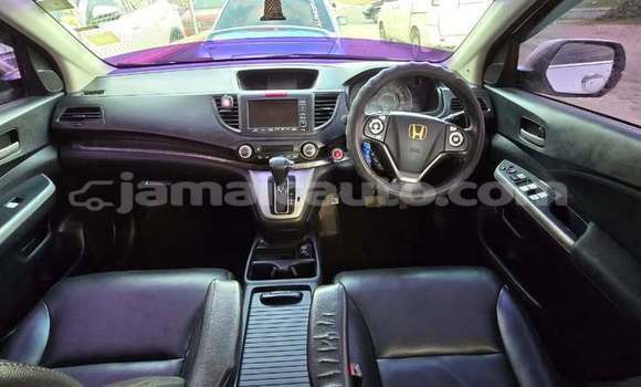 Buy Used Honda CR–V White Car in May Pen in Clarendon Buy Used Honda CR–V White Car in May Pen in Clarendon