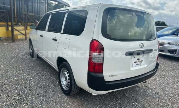 Buy Used Toyota Probox White Car in Import - Dubai in Clarendon Buy Used Toyota Probox White Car in Import - Dubai in Clarendon