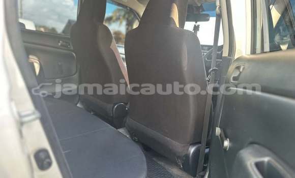 Buy Used Toyota Probox White Car in Import - Dubai in Clarendon Buy Used Toyota Probox White Car in Import - Dubai in Clarendon