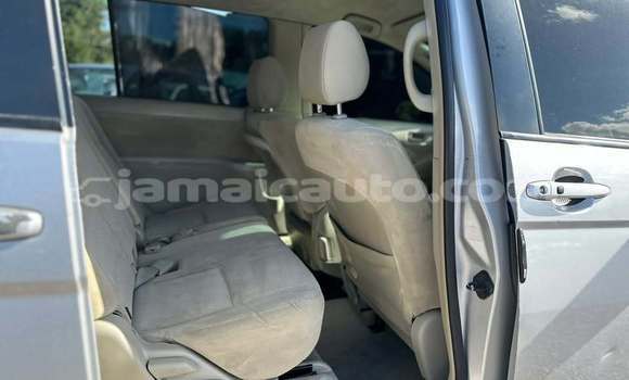 Buy Used Toyota ISis Other Car in Savanna la Mar in Westmoreland Buy Used Toyota ISis Other Car in Savanna la Mar in Westmoreland