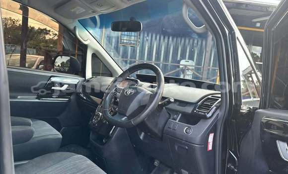 Acheter Occasion Voiture Toyota Noah Noir à Port Antonio, Portland Acheter Occasion Voiture Toyota Noah Noir à Port Antonio, Portland