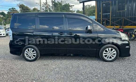 Acheter Occasion Voiture Toyota Noah Noir à Port Antonio, Portland Acheter Occasion Voiture Toyota Noah Noir à Port Antonio, Portland