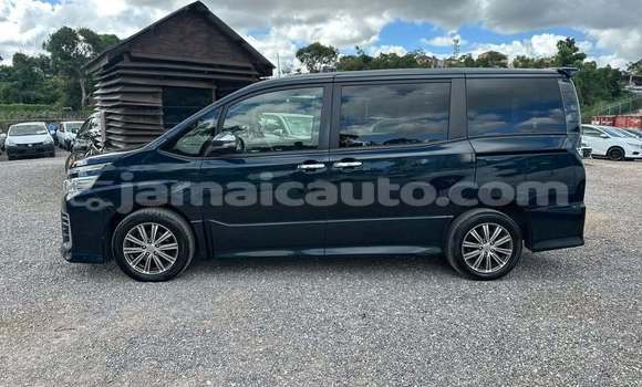 Acheter Occasion Voiture Toyota Voxy Noir à Port Antonio, Portland Acheter Occasion Voiture Toyota Voxy Noir à Port Antonio, Portland