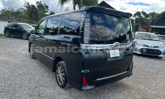 Acheter Occasion Voiture Toyota Voxy Noir à Port Antonio, Portland Acheter Occasion Voiture Toyota Voxy Noir à Port Antonio, Portland