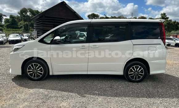 Buy Used Toyota Noah White Car in Import - Dubai in Clarendon Buy Used Toyota Noah White Car in Import - Dubai in Clarendon